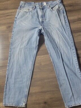 2001 Levis Vintage 550 Mens Jeans 40x32 RELAXED FIT Light Blue Light Wash